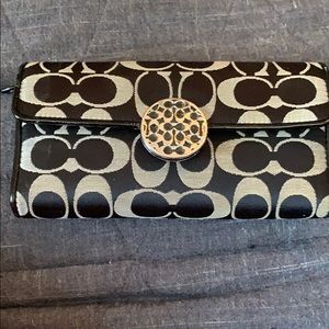 Coach wallet